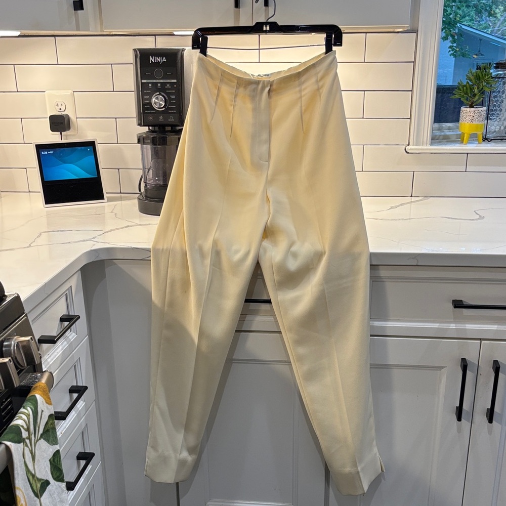 Tahari Cream Pants